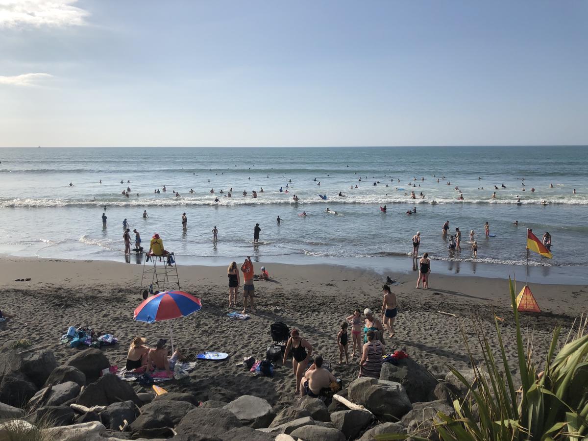 Ocean Front East End Beach House New Plymouth Quarto foto